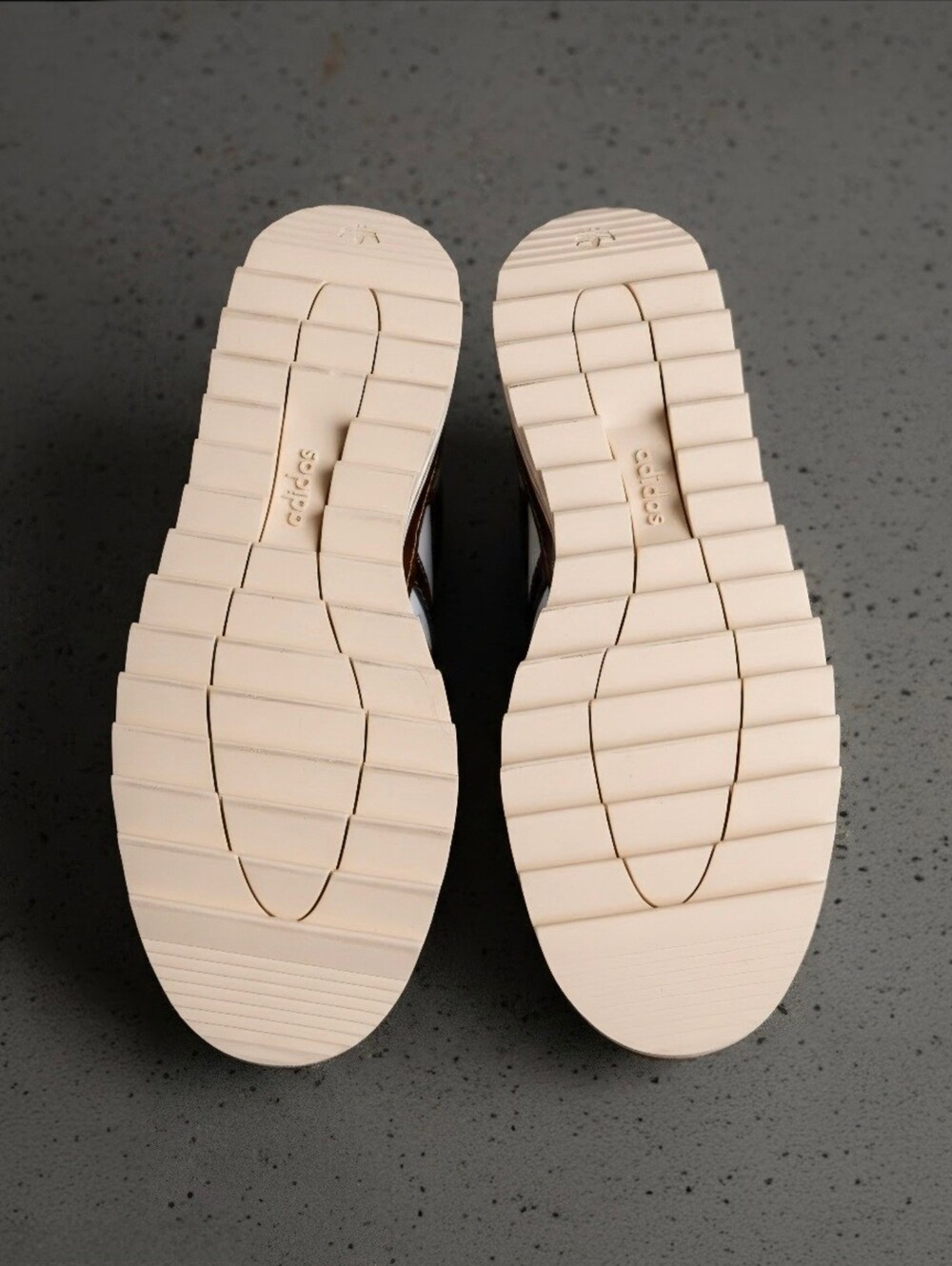 NIB Adidas Superstar CLOT By Edison Chen | White Crystal Sand, 6.5M | 7.5W - Picture 5 of 6